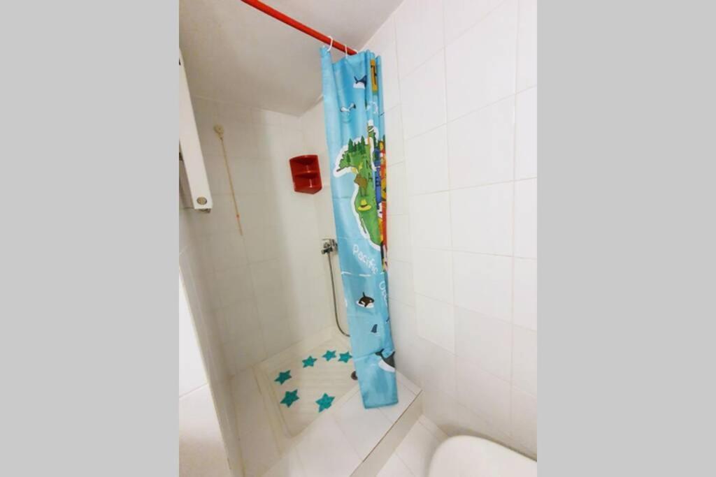 Greek Hospitality In A Modern Apartment 雅典 外观 照片
